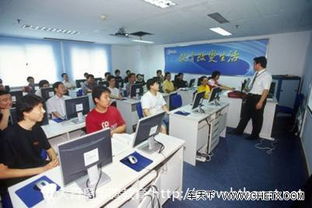 從工廠到代碼 北大青鳥華騰教育助力工人三天轉型IT，開啟人生新篇章